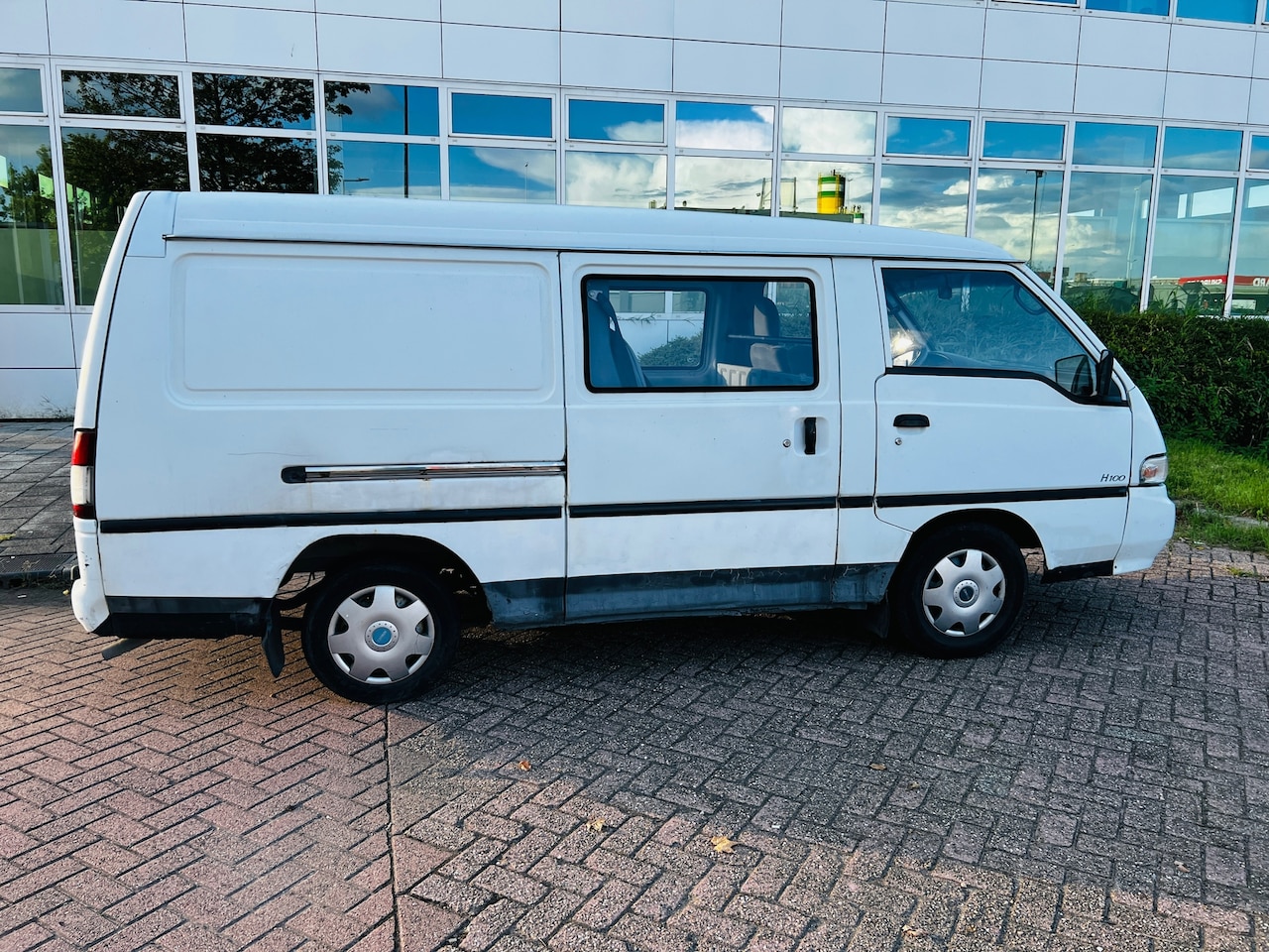 Hyundai H 100 - D Bedrijfswagen - AutoWereld.nl