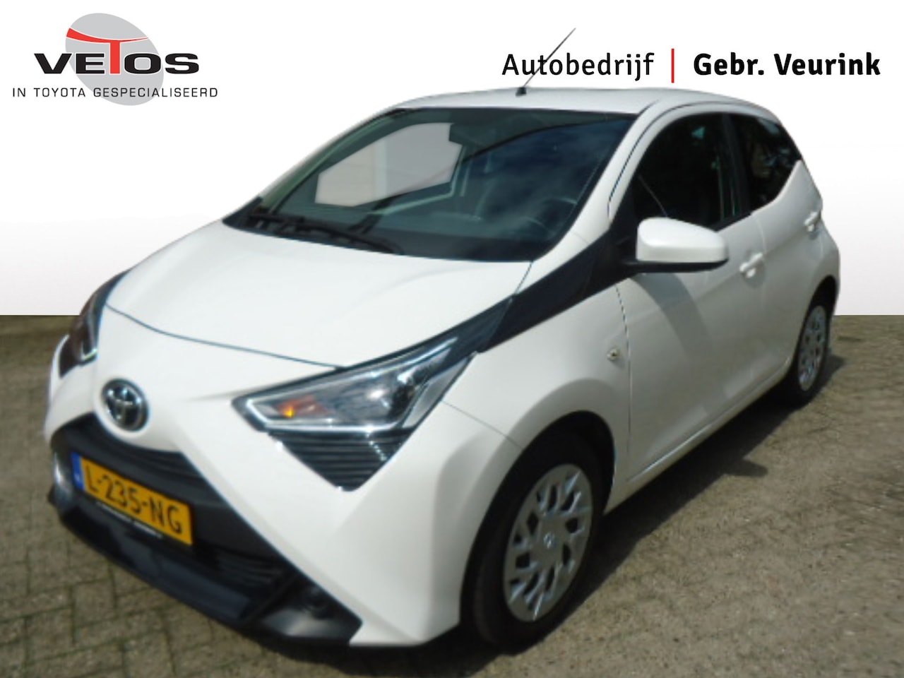 Toyota Aygo - 1.0 VVT-i x-play 1.0 VVT-i x-play - AutoWereld.nl