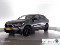 BMW X2 - sDrive18i Automaat M-Sport Executive led/nav/ecc/pdc/lmv19