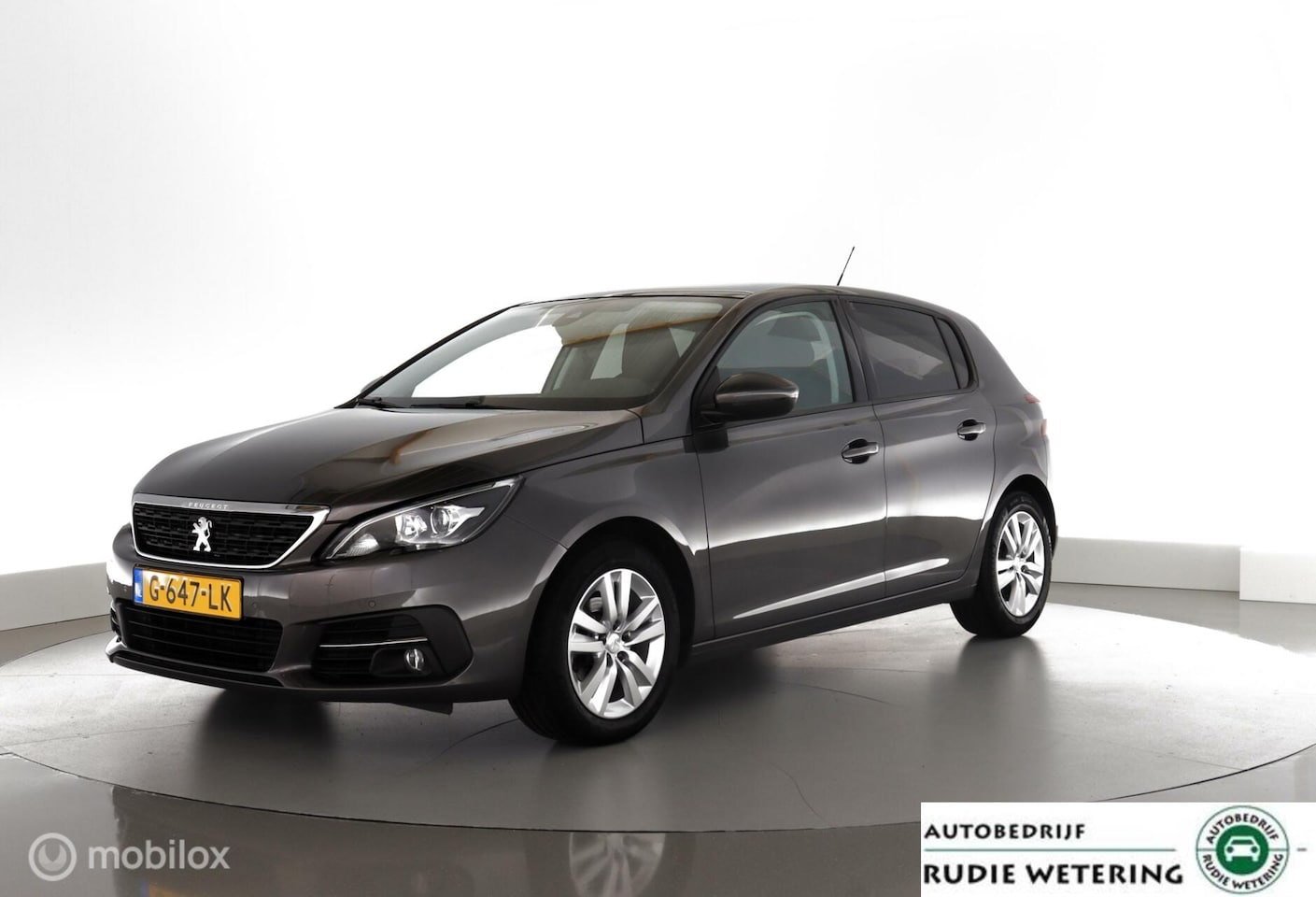 Peugeot 308 - 1.2 110PK Blue Lease Executive panorama/nav/cam/lmv16 - AutoWereld.nl