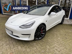 Tesla Model 3 - Performance I 4% bijtelling I Panoramadak/leer/lm velgen