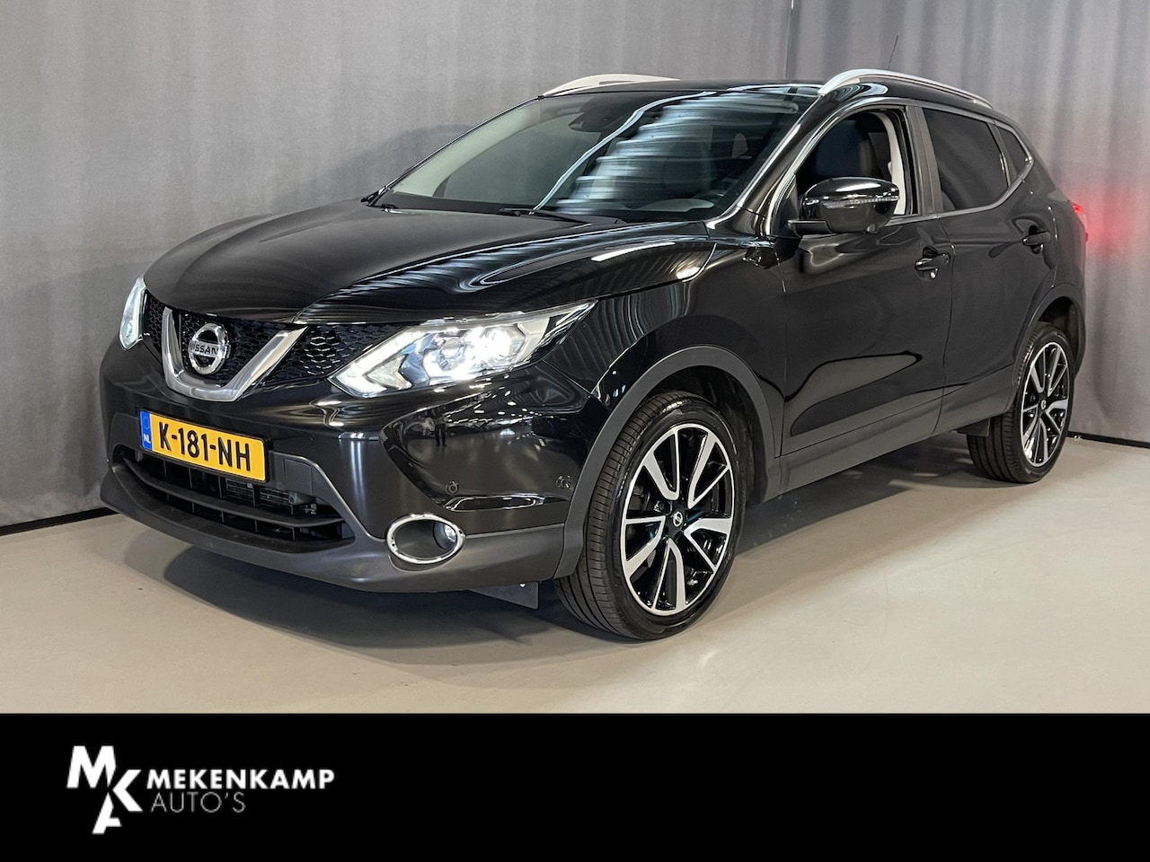 Nissan Qashqai - 1.2 Tekna AUT. 19"/Leder/Panoramadak/Dodehoek/Stoelverwarming/LED/Camera/Keyless - AutoWereld.nl