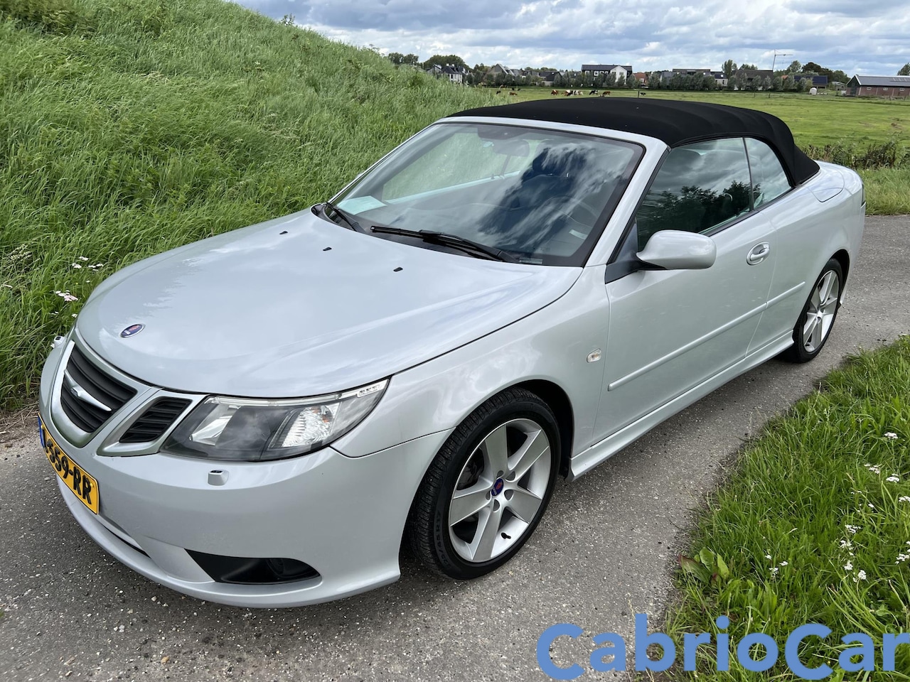 Saab 9-3 Cabrio - 2.0t Vector GARANTIE Youngtimer 1 e eigenaar - AutoWereld.nl