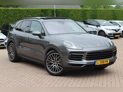 Porsche Cayenne - 3.0 / Trekhaak / Panoramadak / 360Camera / Luchtvering / Leder / 20''