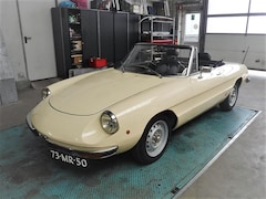 Alfa Romeo Spider - 2.0 Veloce