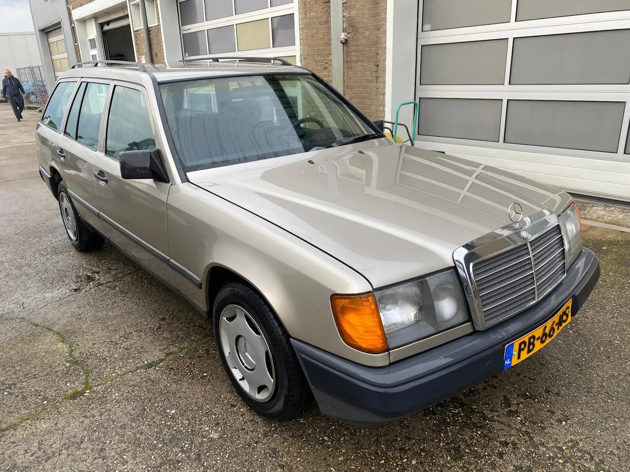 Mercedes-Benz E-klasse Combi - 200-500 Combi 200 T - AutoWereld.nl