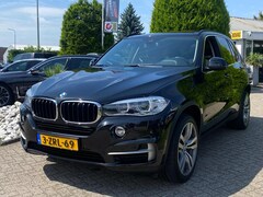 BMW X5 - 3.0D Sport 2014 Zwart Panoramadak Dealer Onderhouden