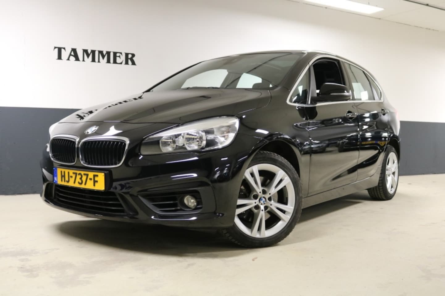 BMW 2-serie Active Tourer - 218i Essential PANORAMADAK NETTE AUTO - AutoWereld.nl