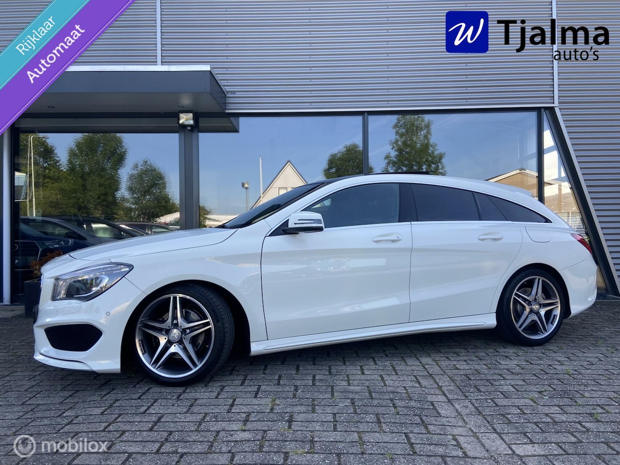 Mercedes-Benz CLA-klasse Shooting Brake - 180 AMG panodak leer navi 18 inch dealeronh - AutoWereld.nl