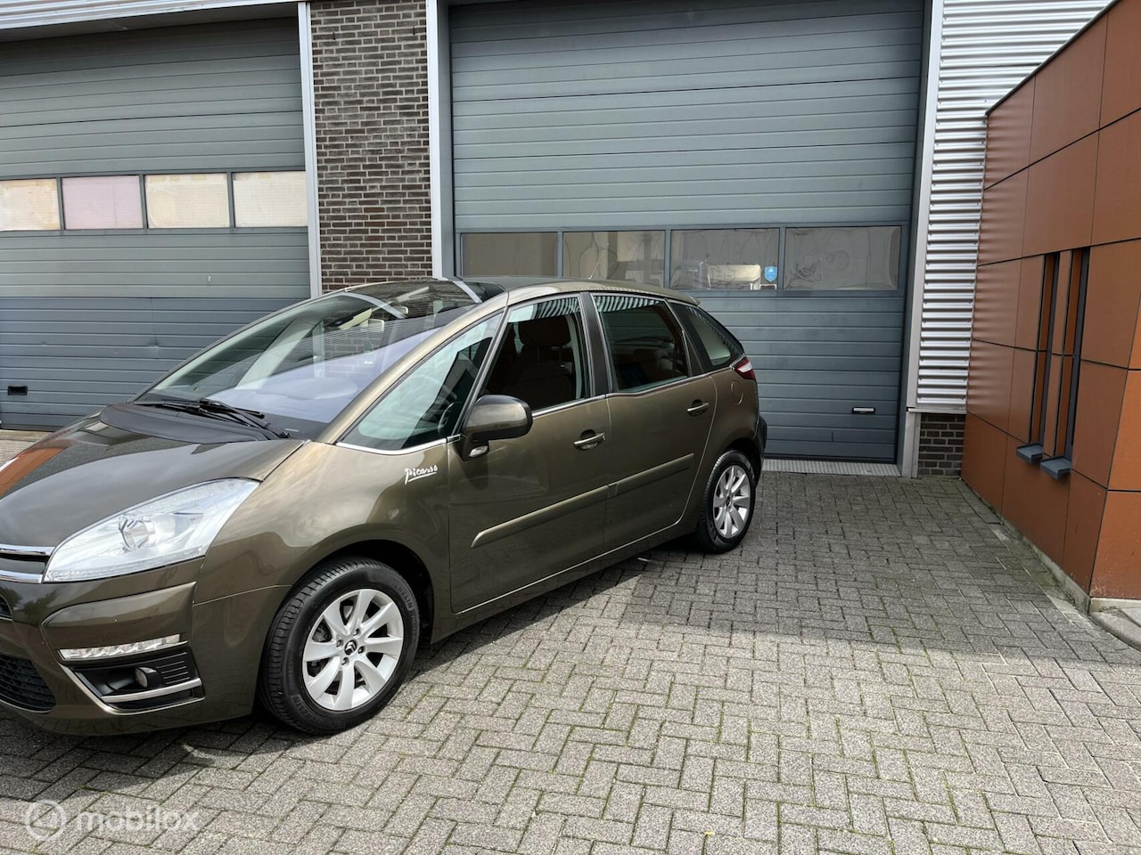 Citroën C4 Picasso - 1.6 VTi Attraction 1.6 VTi Attraction - AutoWereld.nl