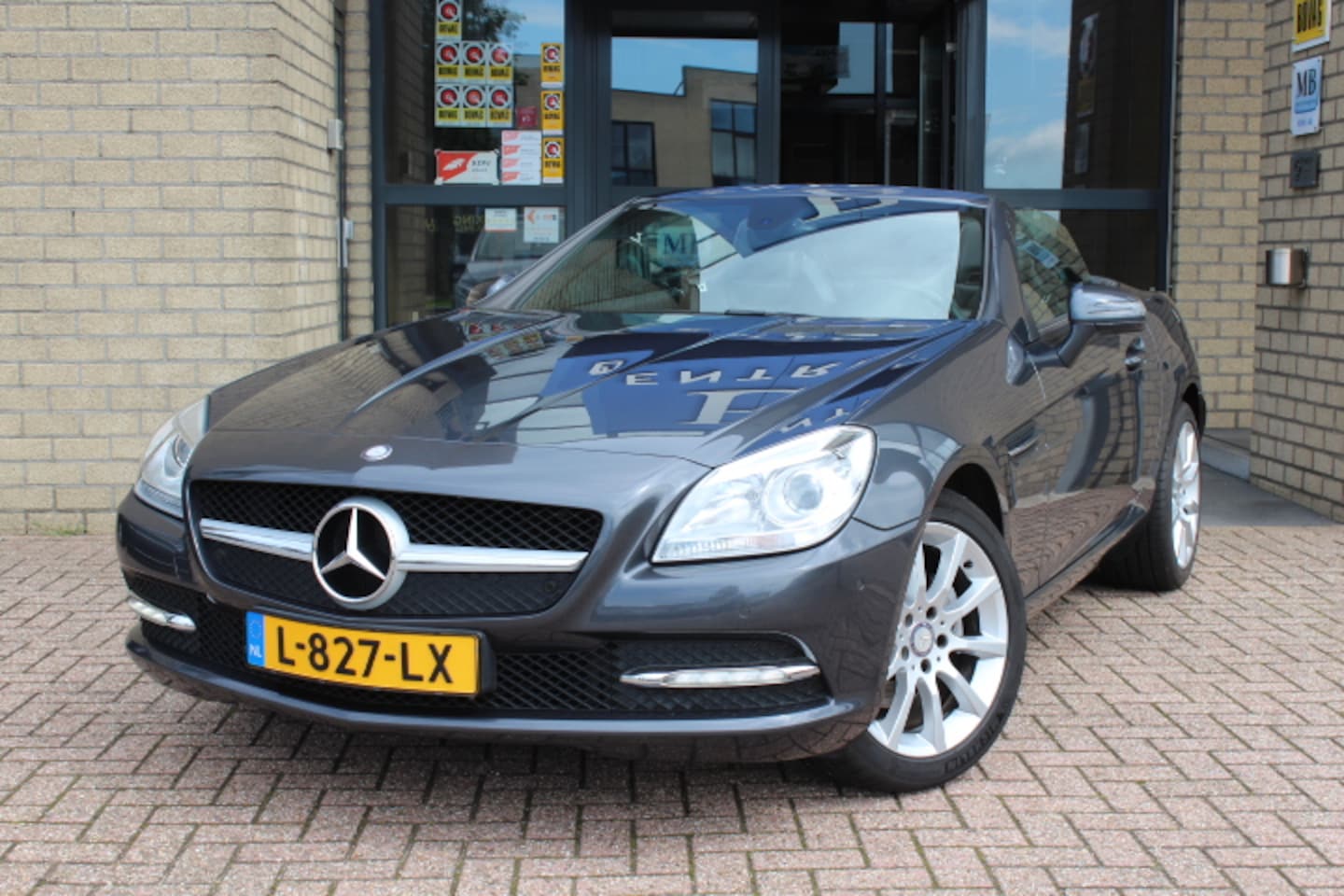 Mercedes-Benz SLK-klasse - 200 Automaat-AIRSCARF-NAVIGATIE-LEDER-PTS-STOELVERWAMING - AutoWereld.nl