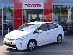 Toyota Prius - 1.8 PLUG-IN EXECUTIVE BUSINESS NAVI LEDER STOELVERWARMING TREKHAAK KEYLESS XENON PARK-SENS