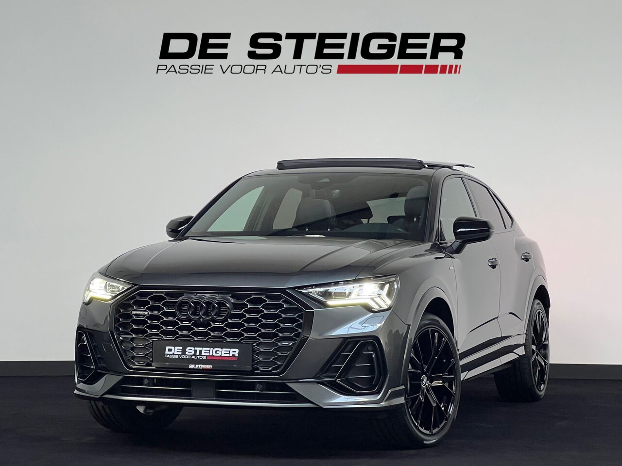 Audi Q3 Sportback 40 TFSI quattro 3 X Sline Pano Keyless Black Edition