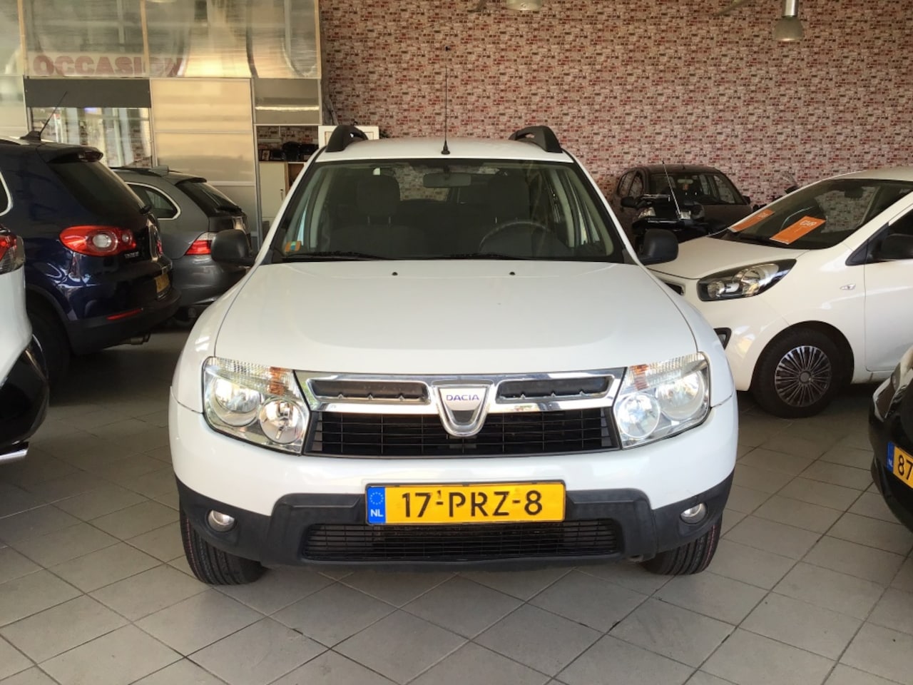 Dacia Duster - 1.6 Lauréate 2wd 1.6 Lauréate 2wd - AutoWereld.nl