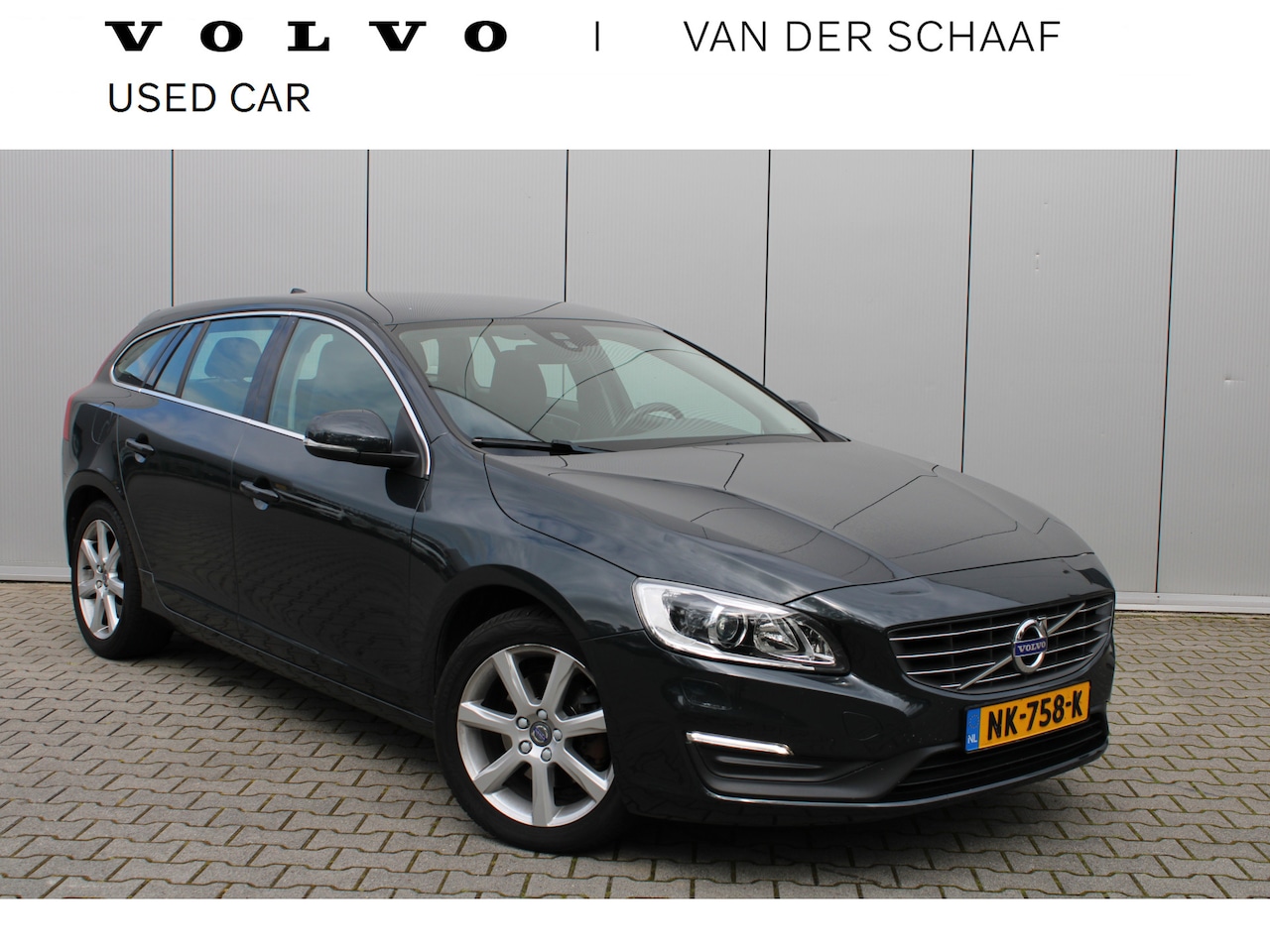 Volvo V60 - T3 Nordic+ / Trekhaak / Dealer onderhouden / Parkeer verwarming - AutoWereld.nl