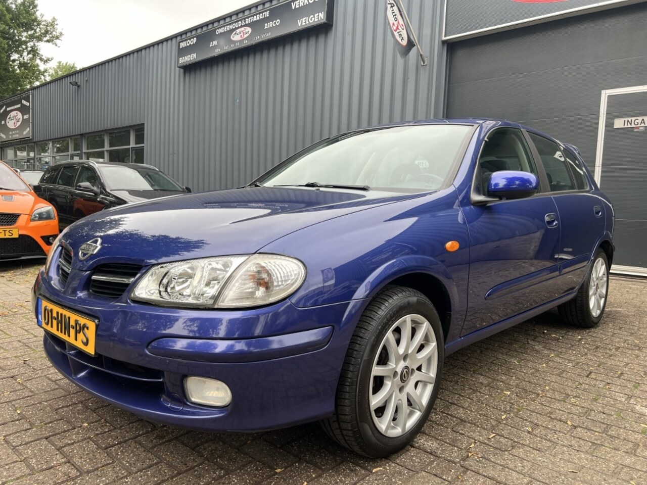 nissan-almera-1-8-sport-airco-leder-nl-auto-1e-eigenaar.jpg