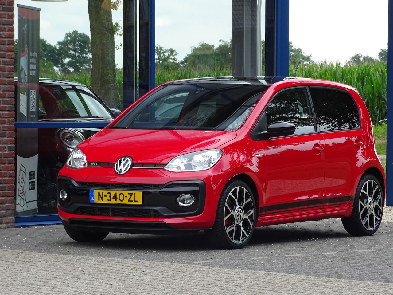 Volkswagen Up! - 1.0 TSI GTI 1.0 TSI GTI - AutoWereld.nl