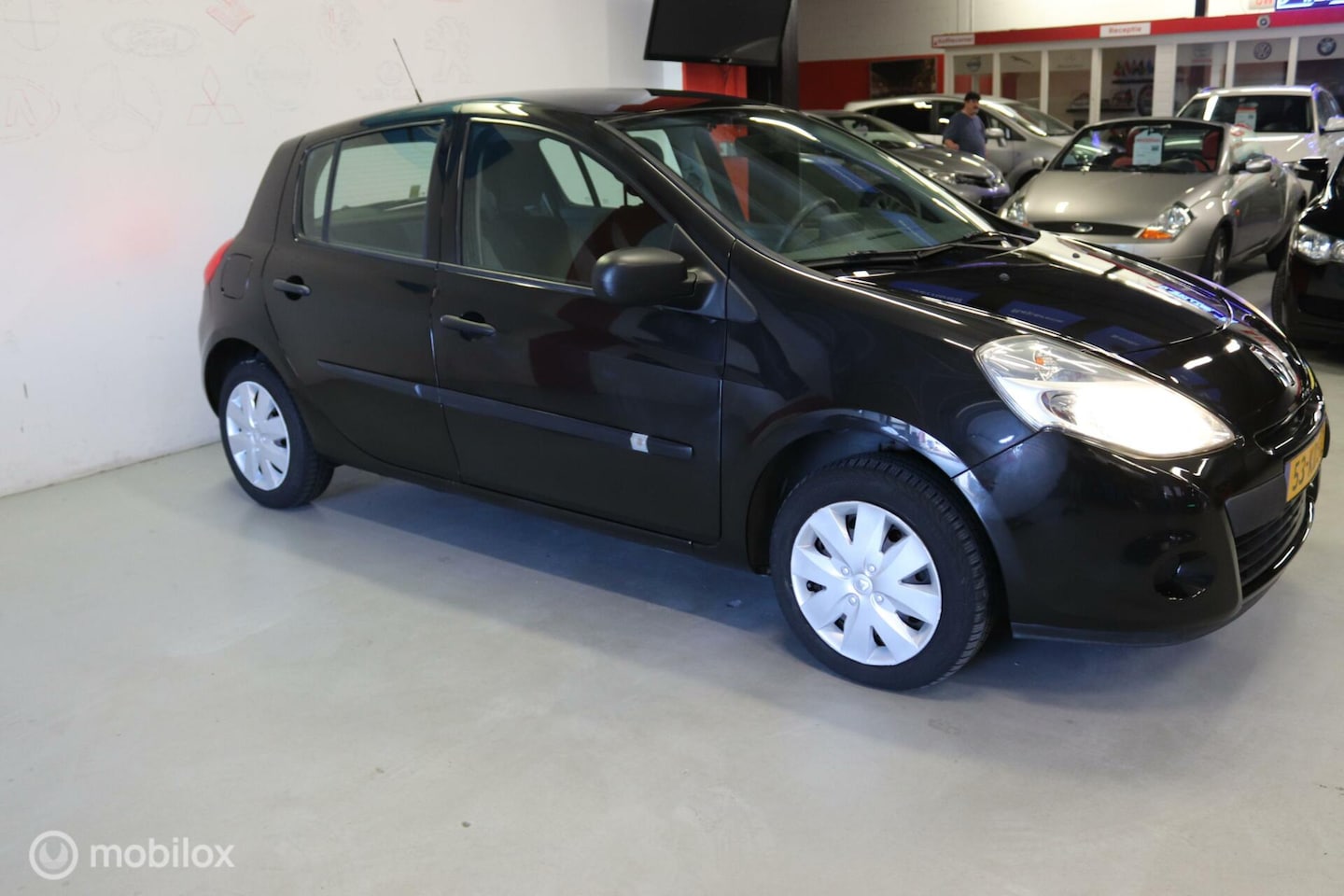 Renault Clio - 1.2 Special Line 1.2 Special Line - AutoWereld.nl