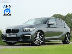 BMW 1-serie - M140i LCI2 xDrive / VOL / H&K / Pano / 18" / Navi