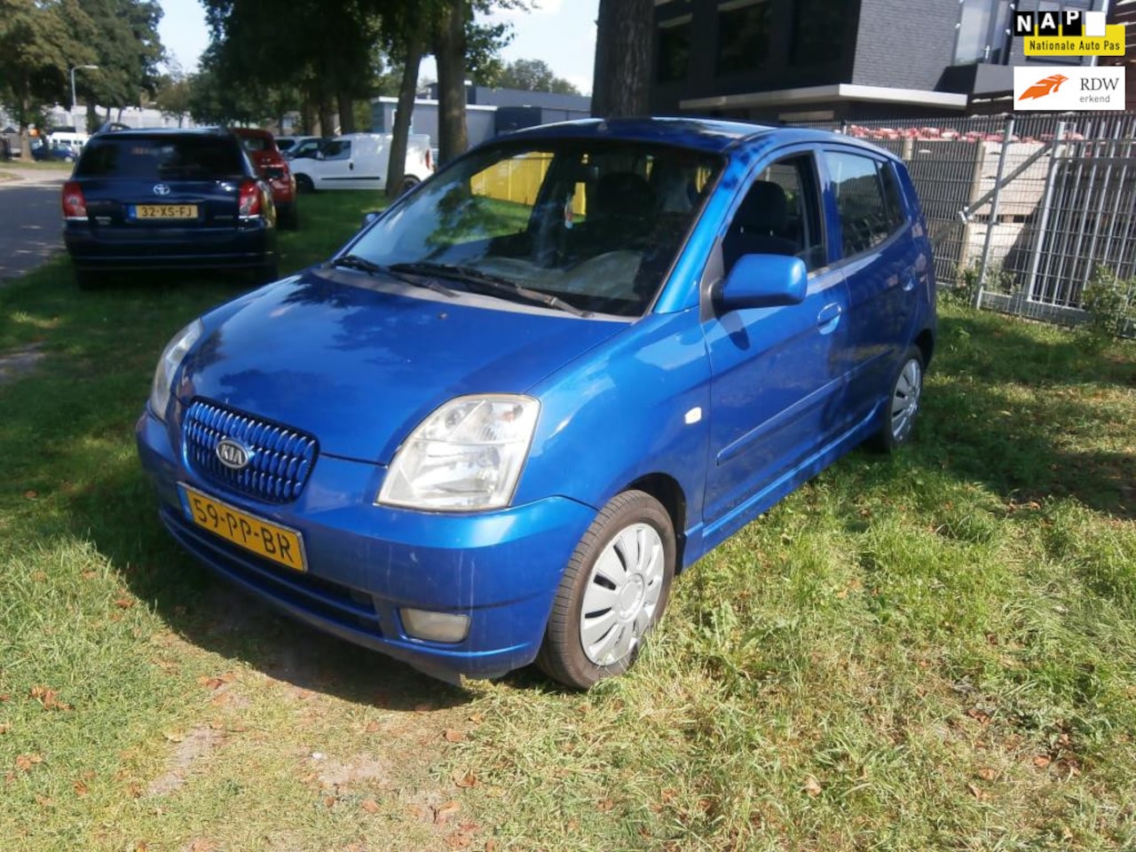 Kia Picanto - 1.0 EX Sport Airco - AutoWereld.nl