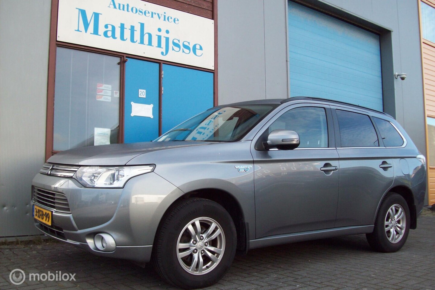 Mitsubishi Outlander - 2.0 PHEV Business Edition 2.0 PHEV Business Edition - AutoWereld.nl