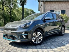 Kia e-Niro - 64kWh 204pk Dynamic ecc, 1/2leer, navi, lmv, dglas, cruise, acp, camera