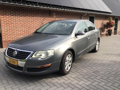 Volkswagen Passat - 2.0 TFSI Highline Business