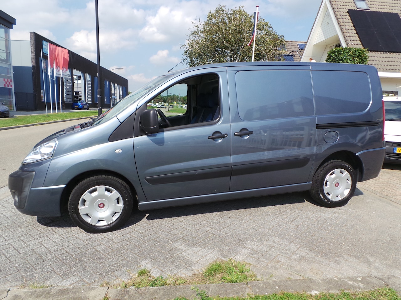 Fiat Scudo - 12 2.0 MultiJet KH1 SX Airco,Cruise,Pdc 2 Schuifdeuren,Klep+Ruit,Trekhaak - AutoWereld.nl