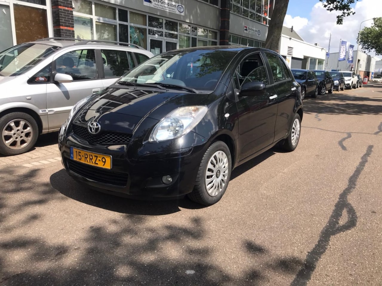 Toyota Yaris - 1.3 VVT-i Aspiration 1.3 VVTi Aspiration - AutoWereld.nl