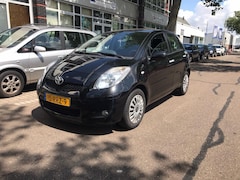 Toyota Yaris - 1.3 VVTi Aspiration