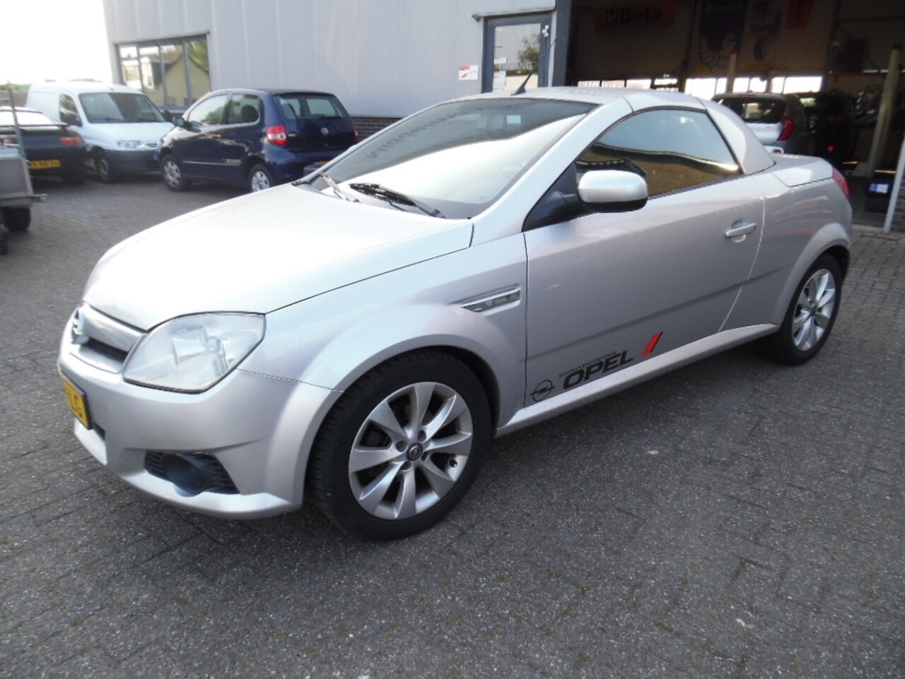 Opel Tigra TwinTop - 1.4-16V Sport 1.4-16V Sport - AutoWereld.nl