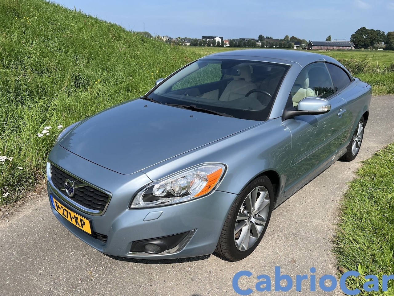 Volvo C70 Convertible - 2.5 T5 Summum 2.5 T5 Summum - AutoWereld.nl