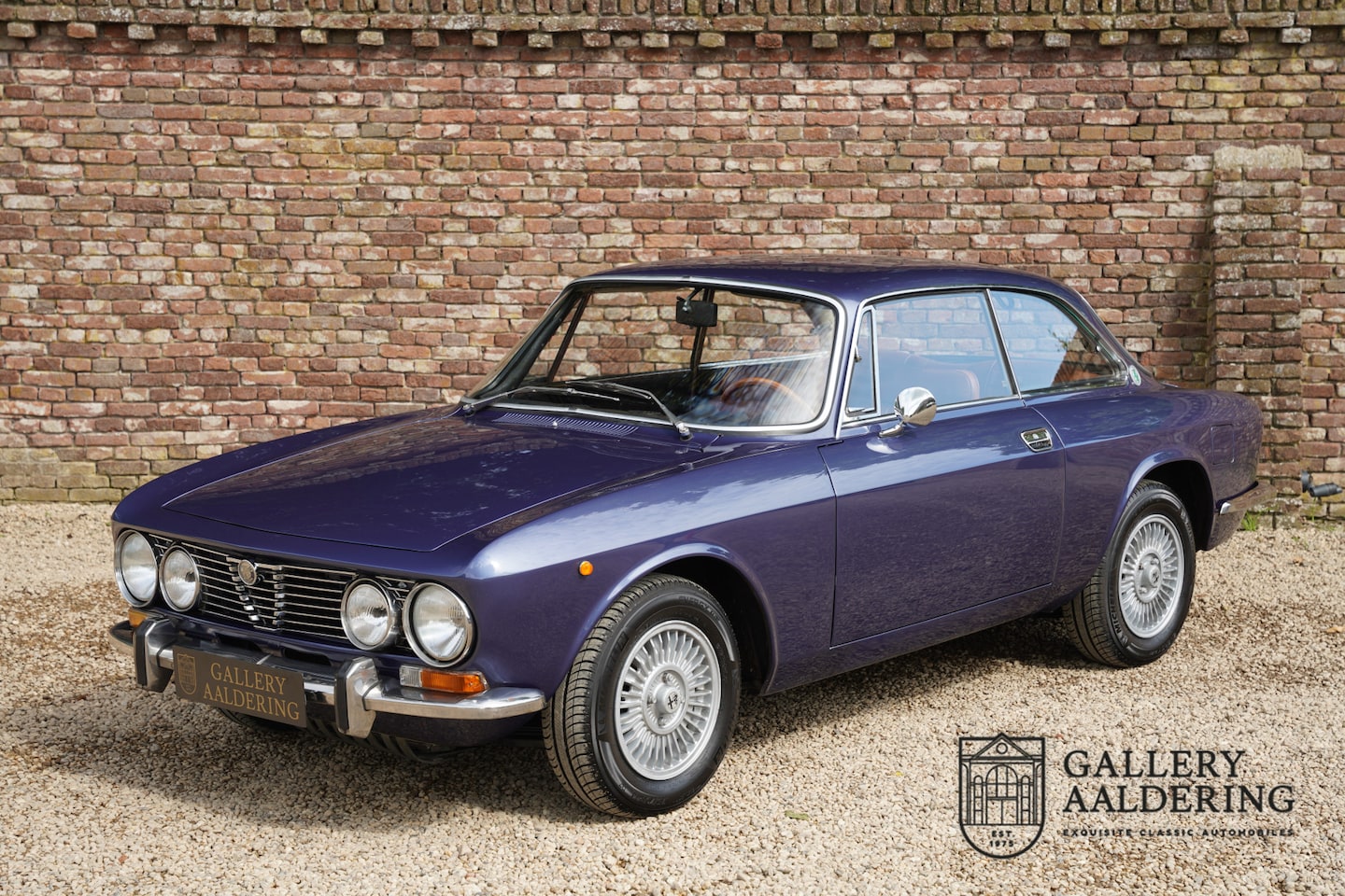 Alfa Romeo GTV - 2000 Bertone Coupe , restored and mechanically rebuilt condition - AutoWereld.nl