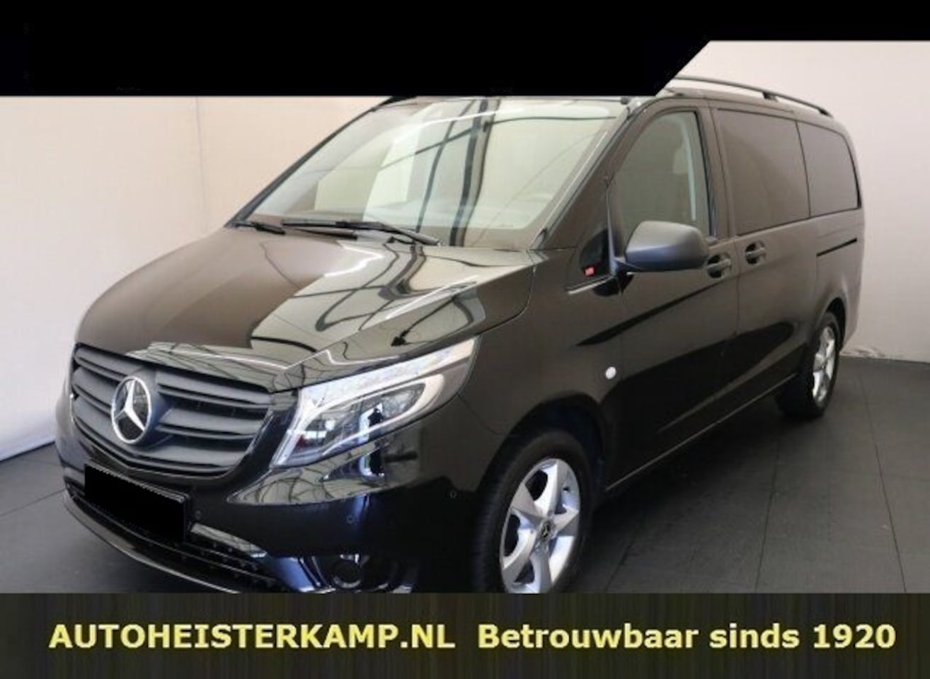 Mercedes-Benz Vito Tourer - 119 d Lang 190 PK 8-zitter 2 schuifdeuren LED Navi Stoelverwarming - AutoWereld.nl