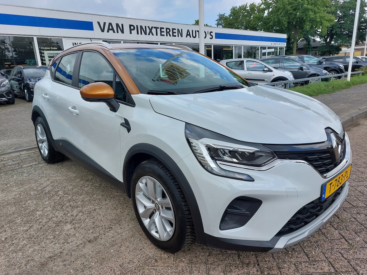 Renault Captur - 1.3 TCe 140 ZEN PDC v/a , CLIMA / NAVI - AutoWereld.nl