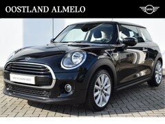 MINI Cooper - Hatchback / Cruise Control / Navigatie / Airconditioning / Multifunctioneel stuurwiel