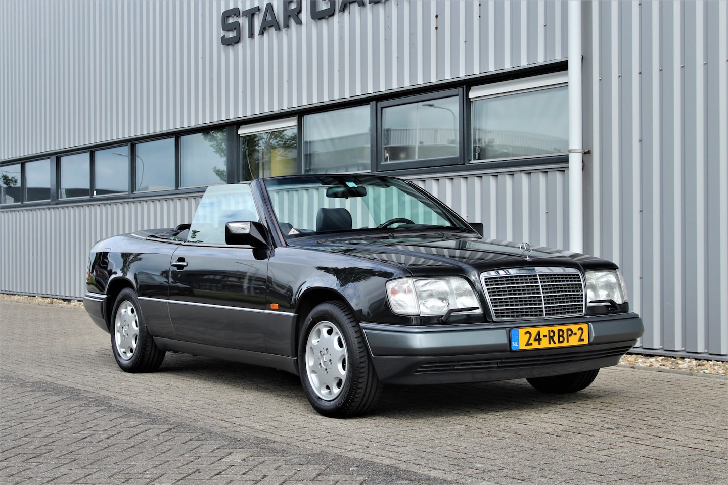 Mercedes-Benz E-klasse Cabrio - E 320 Youngtimer 71364km - AutoWereld.nl