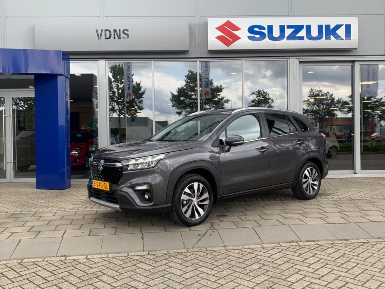 Suzuki S-Cross - 1.5 Hybrid Style BTW Betreft een DEMO per direct beschikbaar. info: 0492588976 - AutoWereld.nl