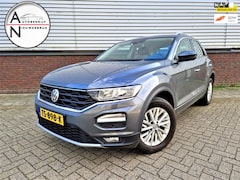 Volkswagen T-Roc - 1.6 TDI Incl BTW virtual display Line assist cruisecontrol