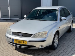 Ford Mondeo - 1.8-16V First Edition Airco 5 Deurs