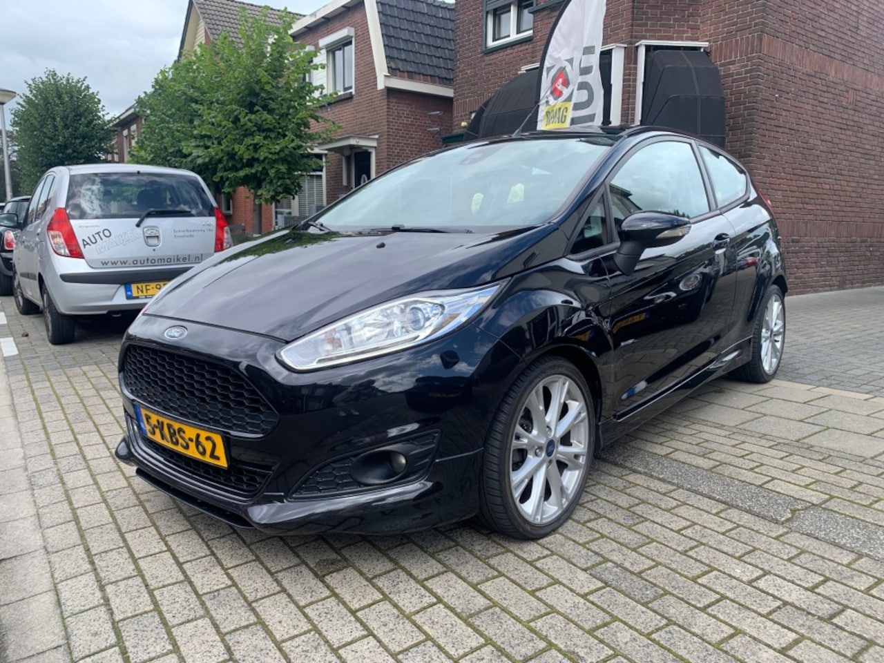 ford-fiesta-1-0-ecob-sport-st-line.jpg