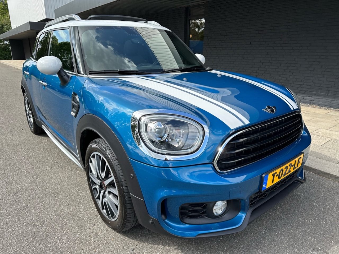 MINI Countryman - 1.5 Cooper Chili met JCW pakket! Dealeronderhouden! - AutoWereld.nl