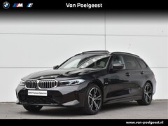 BMW 3-serie Touring - 330e xDrive M 50 Jahre uitvoering / Glazen panoramadak / Trekhaak / Adaptief M onderstel /
