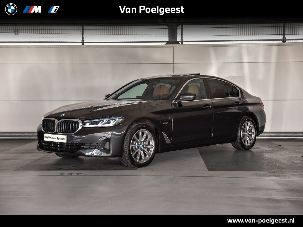 BMW 5-serie - Sedan 520e High Executive Schuifdak Laserlight - AutoWereld.nl