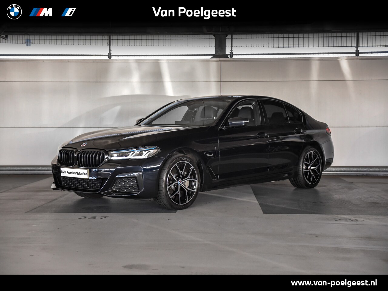 BMW 5-serie - Sedan 520e High Executive M-Sport Schuifdak Laserlight - AutoWereld.nl
