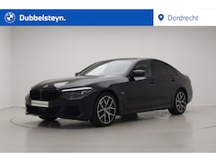 BMW 5-serie - 530e M-Sport | Trekhaak | Schuifdak | Driving Assistant Professional