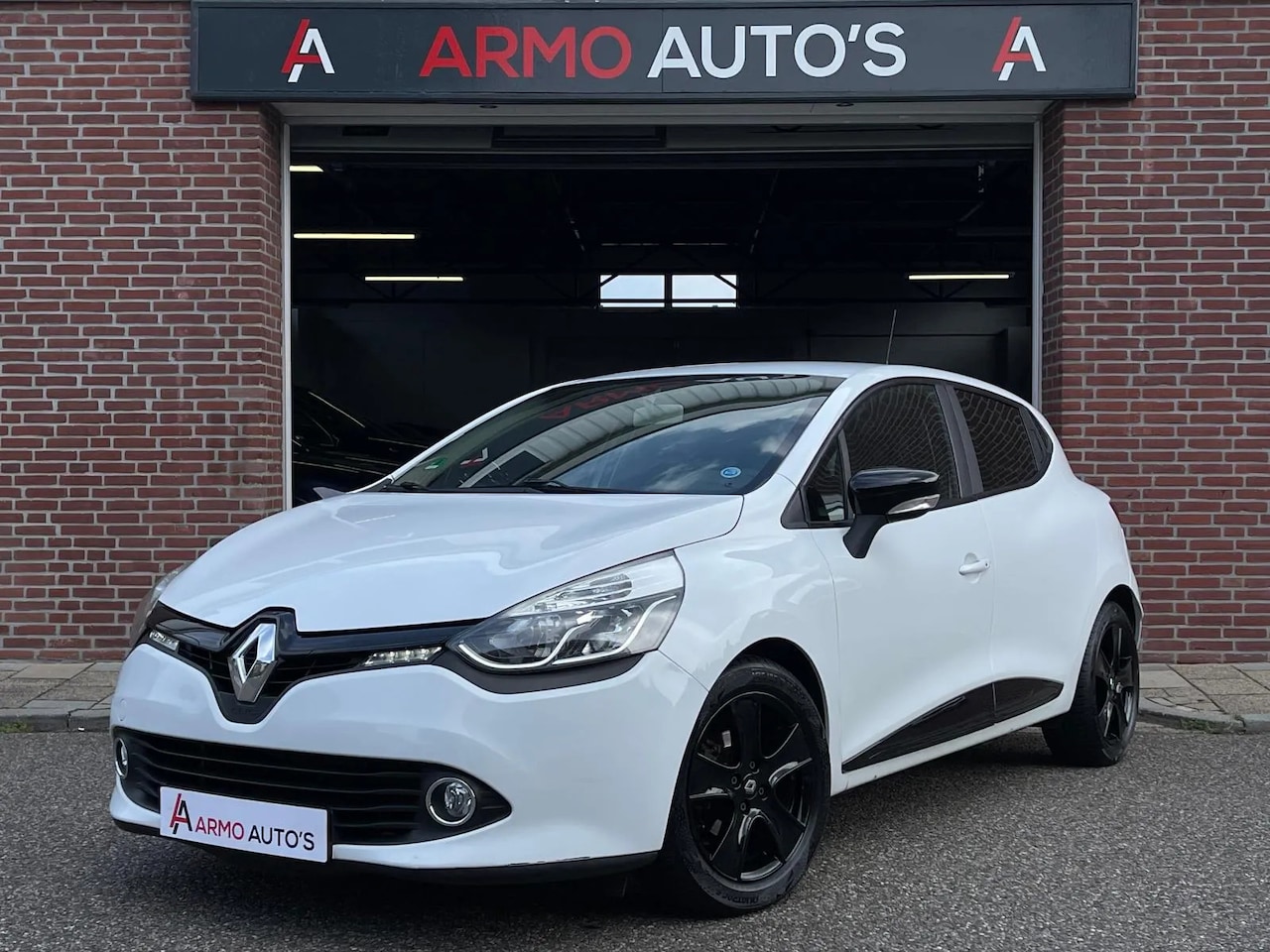 Renault Clio - 0.9 TCe ECO Collection | Keyless | Airco | Navi - AutoWereld.nl