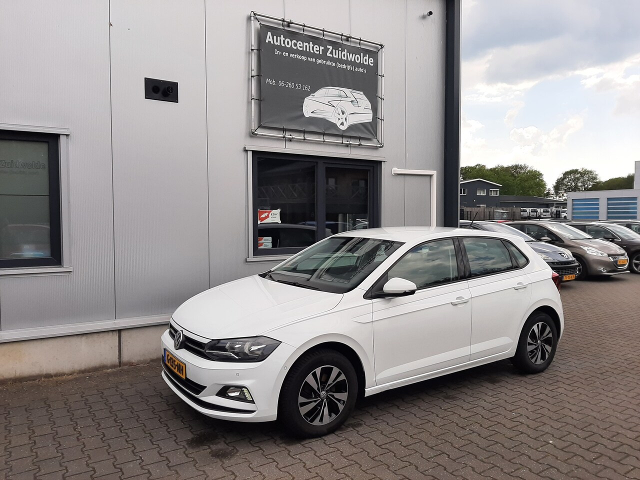 Volkswagen Polo - 1.0 TSI Highline navi clima camera lmv  appel carplay 116 pk - AutoWereld.nl