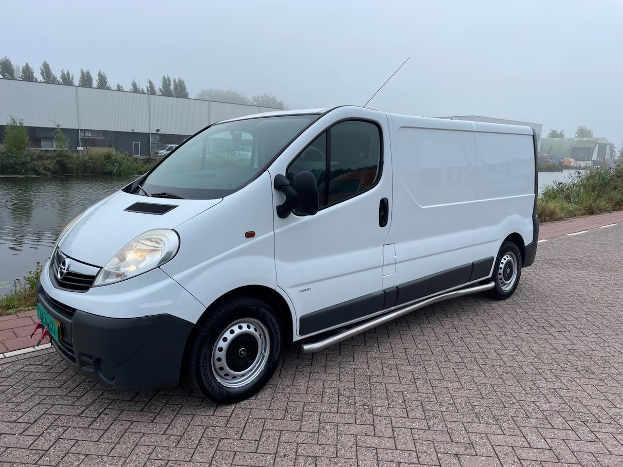 Opel Vivaro - 2.0 CDTI L2H1!EURO 4!RIJDT GOED!SCHAKELT GOED!APK:BIJ AFLEVERING!BANDEN GOED!6 VERSNELLING - AutoWereld.nl