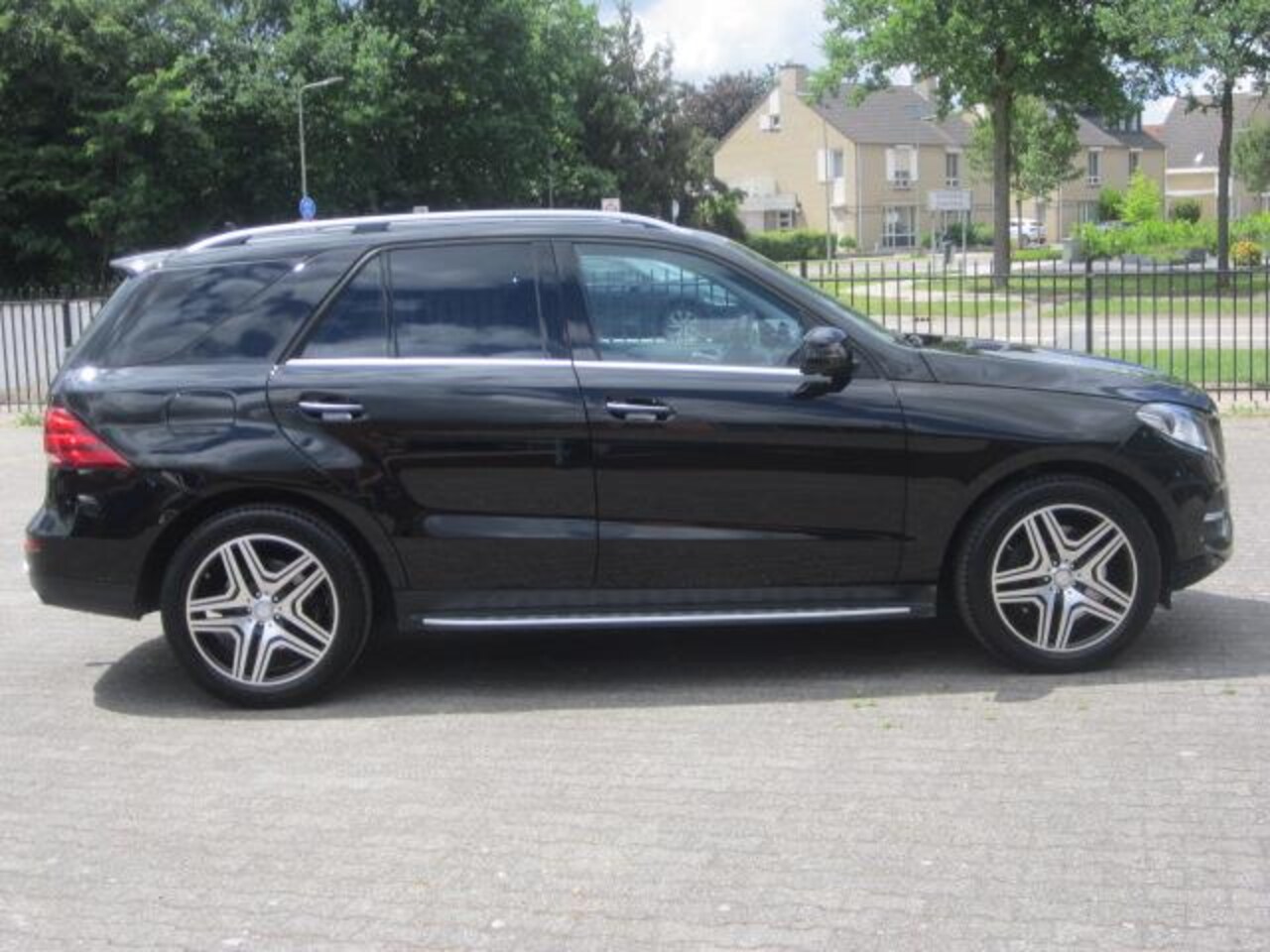 Mercedes-Benz GLE-Klasse - 500 4MATIC 500 4MATIC 455 PK